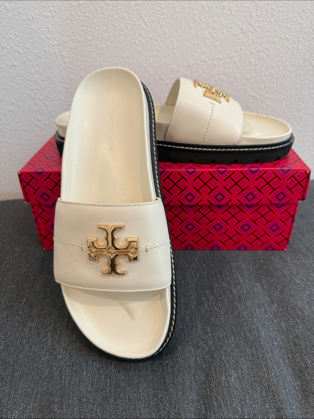 Tory Burch Everly Anatomic Lug Ivory Leather Logo Platform Slide Sandals